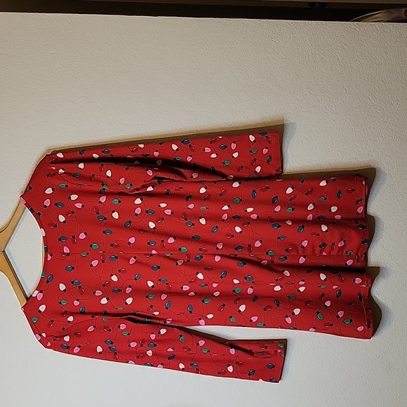 Christmas 🎁 Dress red with multi color lights design. Size XL - Picture 2 of 3